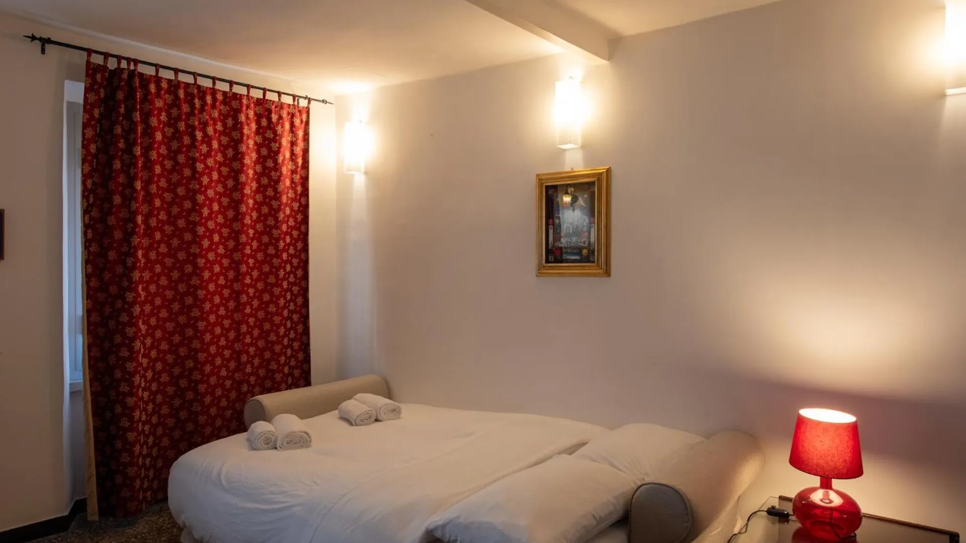 Acquario A 5 Min - Jacuzzi E Vista Sui Vicoli Apartment Genoa 0*,  Italy