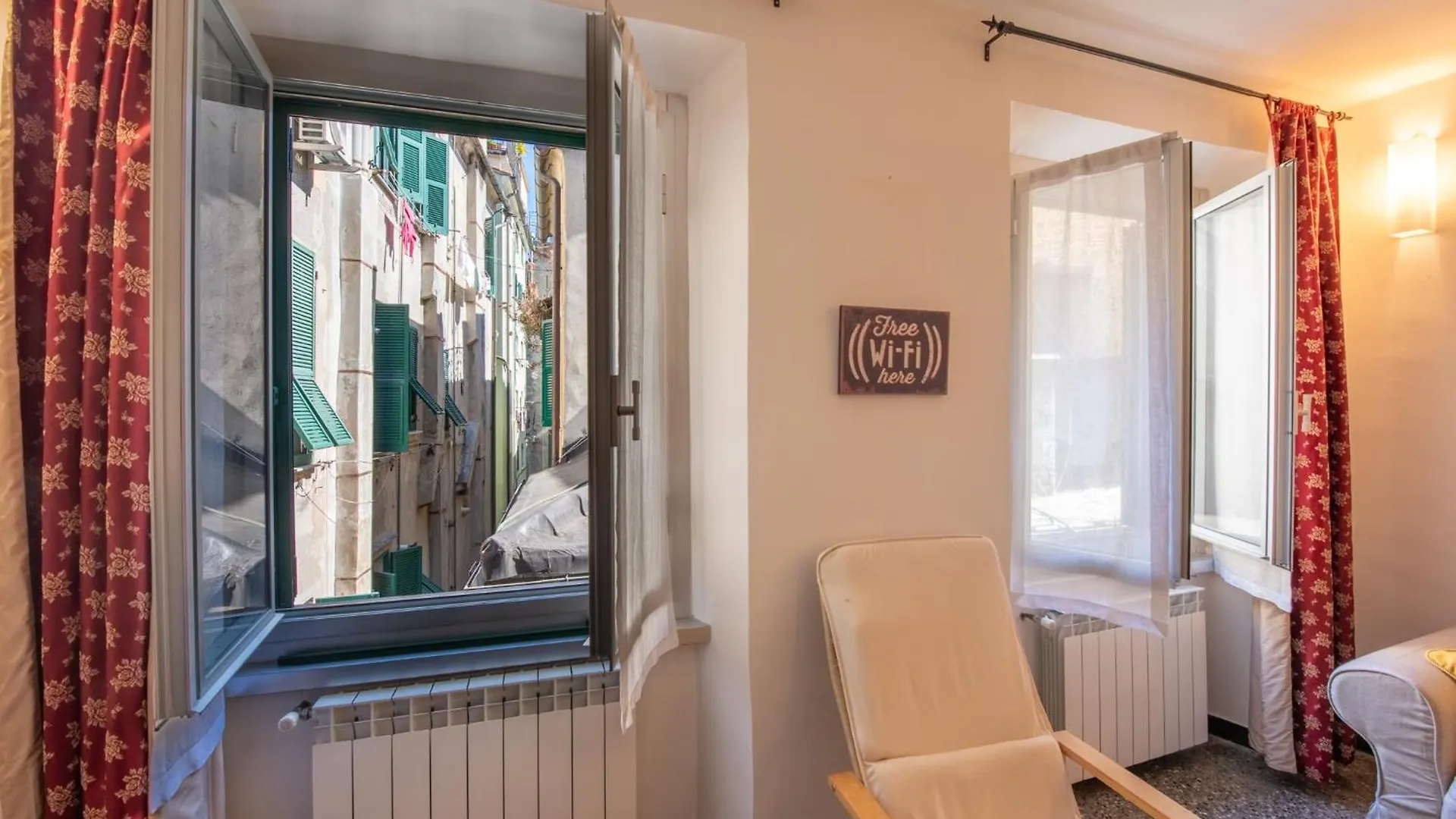 Acquario A 5 Min - Jacuzzi E Vista Sui Vicoli Apartment Genoa